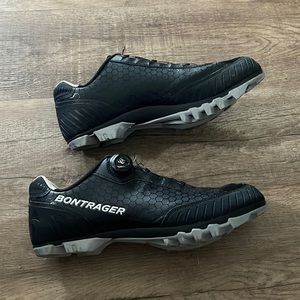 Size 12 Bontrager Bike shoes